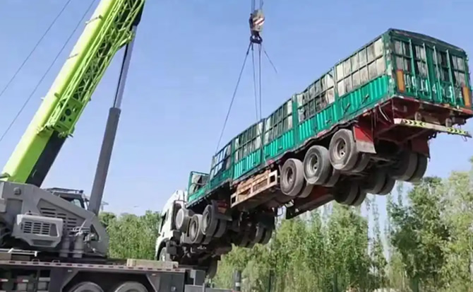 宝清道路脱困救援案例